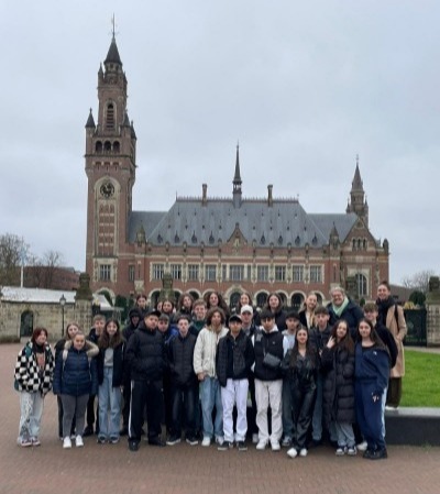 Gruppenbild der Schulklasse in Amsterdam